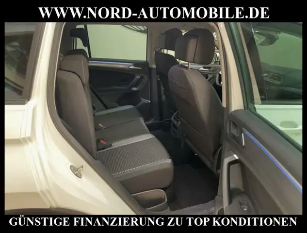 Volkswagen Tiguan view 19