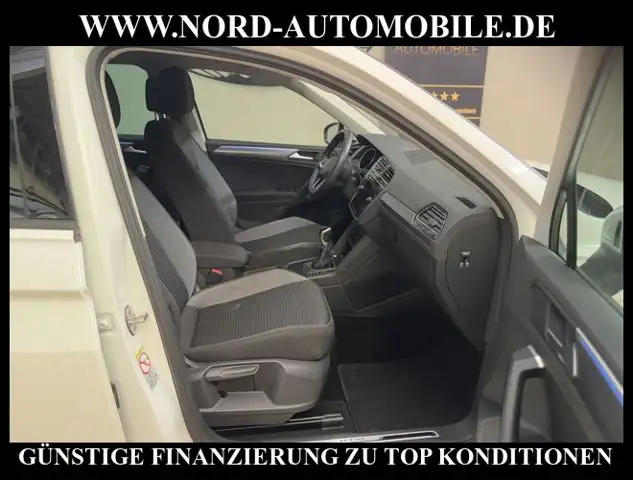 Volkswagen Tiguan view 20