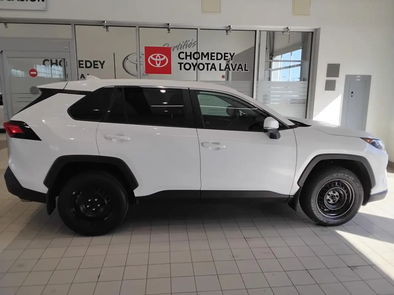 Toyota RAV 4 снимка Toyota RAV 4