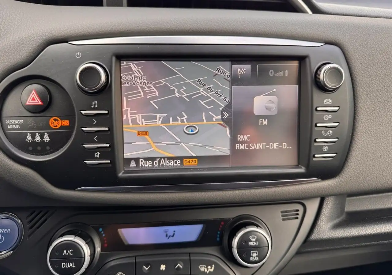 Toyota Yaris Yaris — photo 40