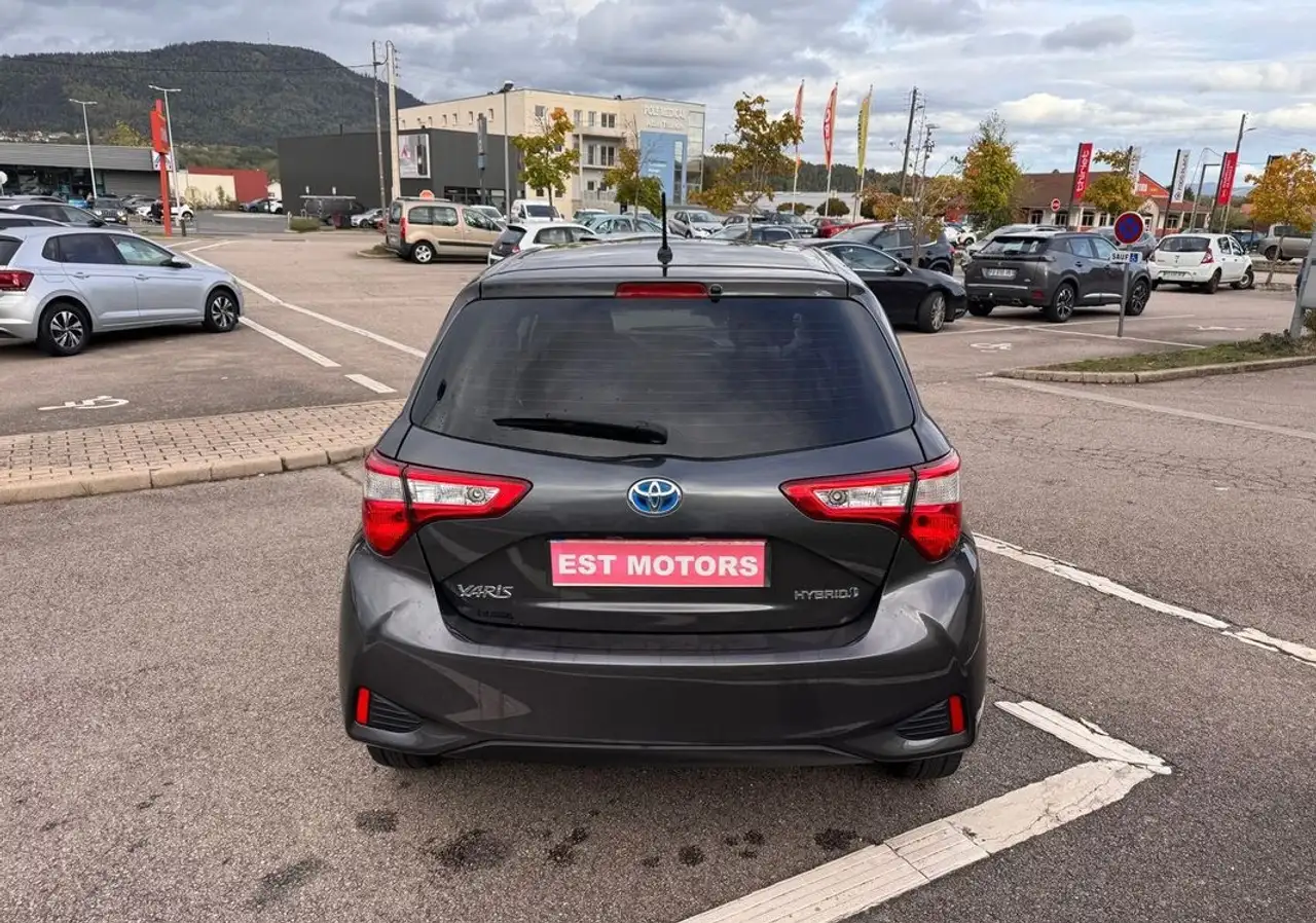 Toyota Yaris Yaris — photo 9