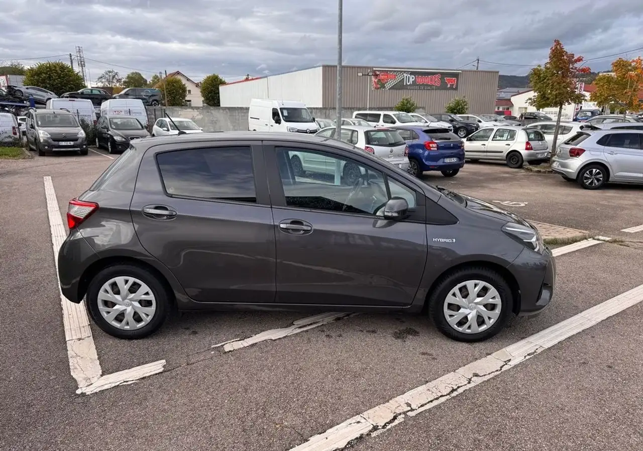 Toyota Yaris Yaris — photo 6