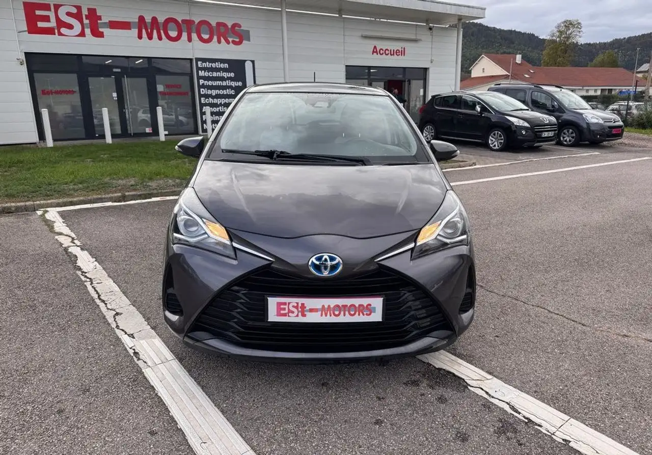 Toyota Yaris Yaris — photo 2