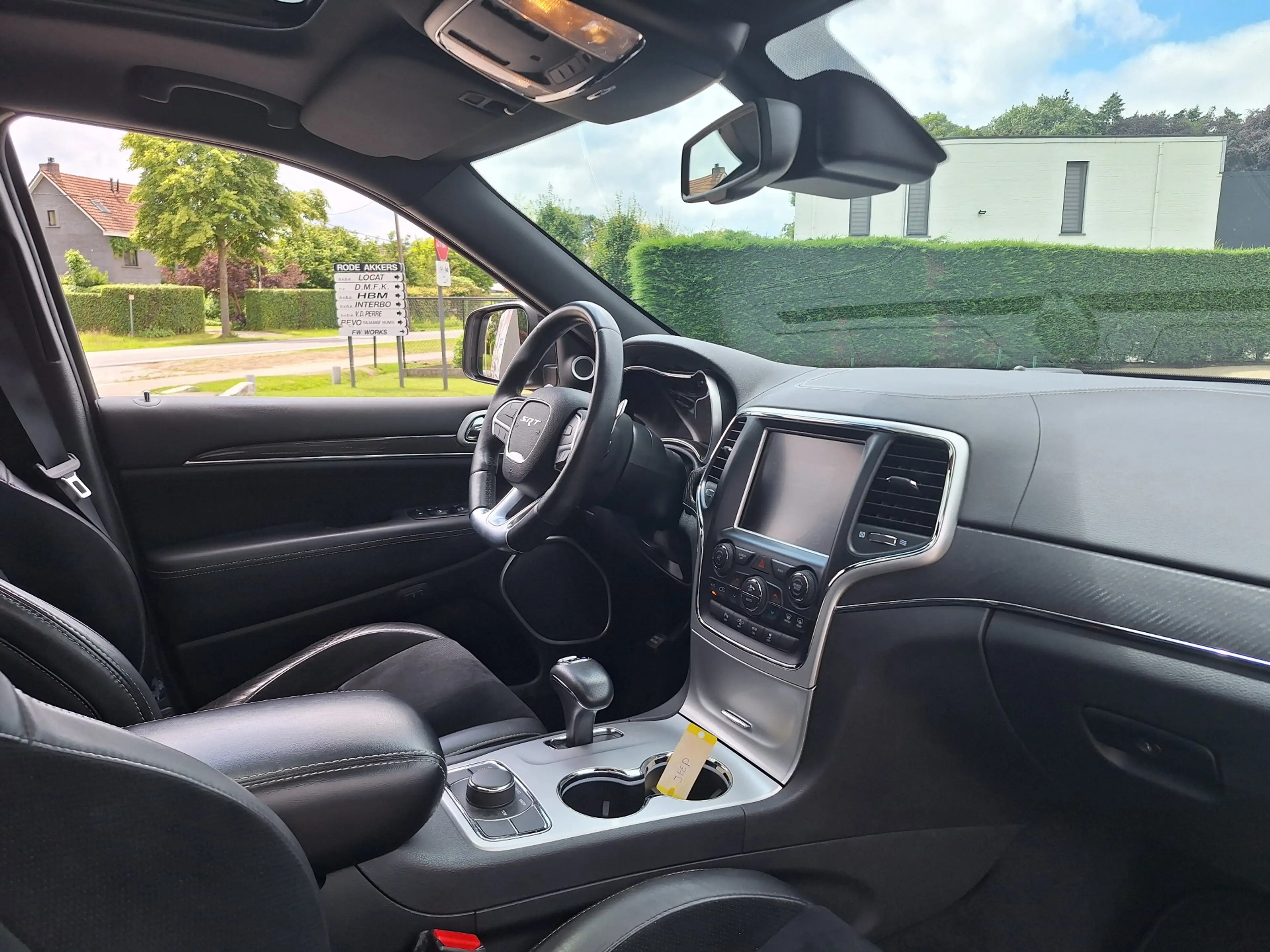 Jeep Grand Cherokee Grand Cherokee 6.4i V8 SRT — photo 8