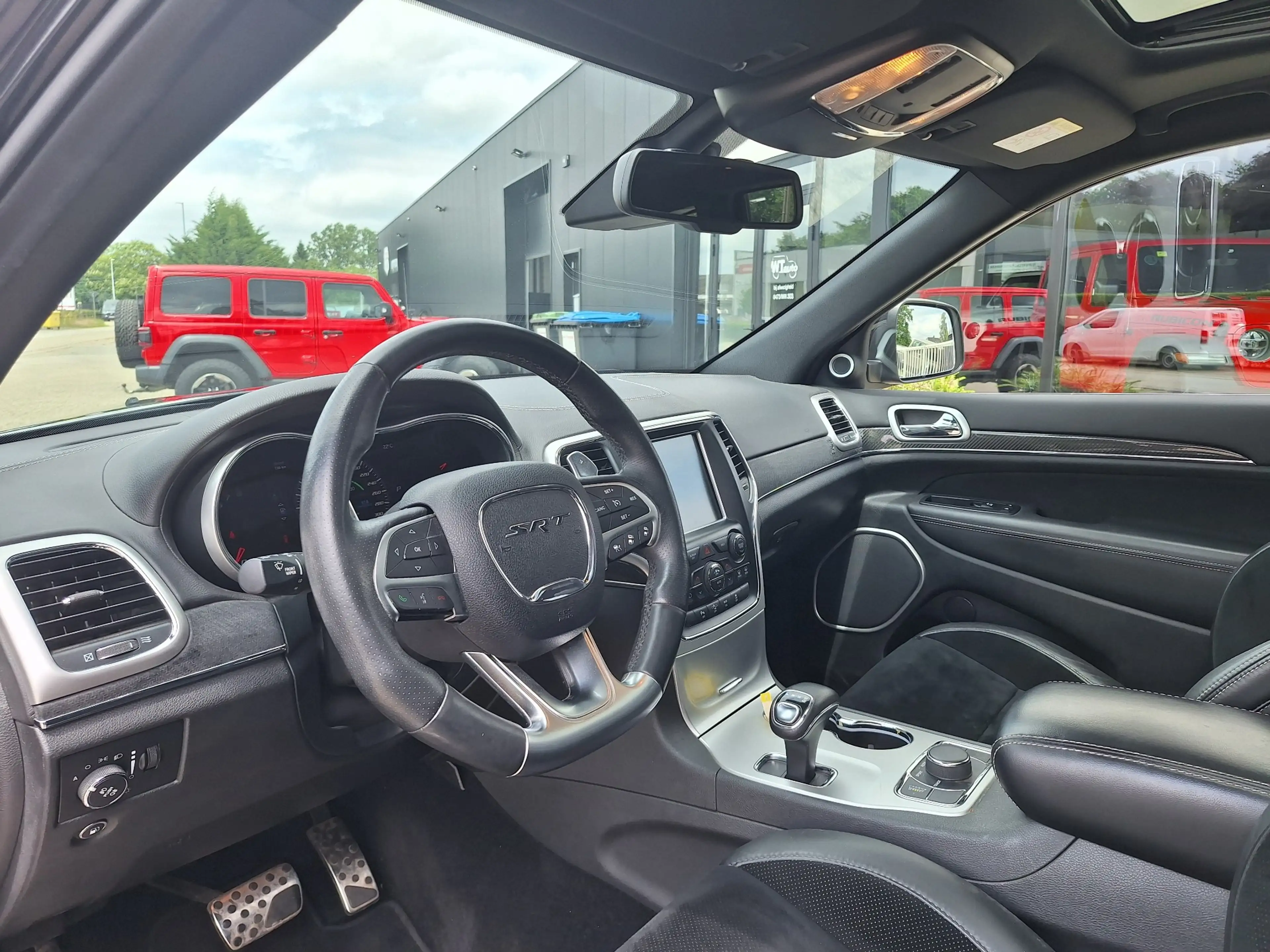 Jeep Grand Cherokee Grand Cherokee 6.4i V8 SRT — photo 7