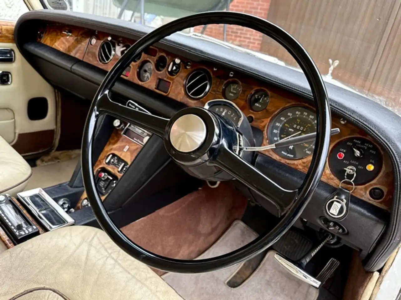 Rolls-Royce Silver Shadow Mk. II, foto 10