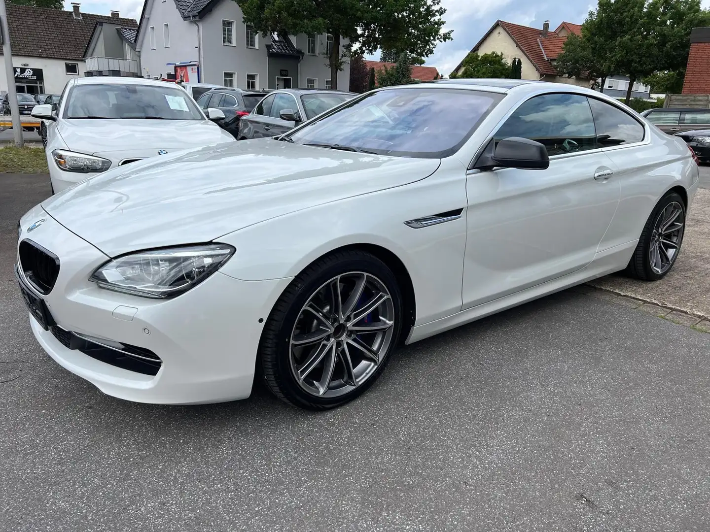 BMW 650 i Coupe~voll~ White - 1