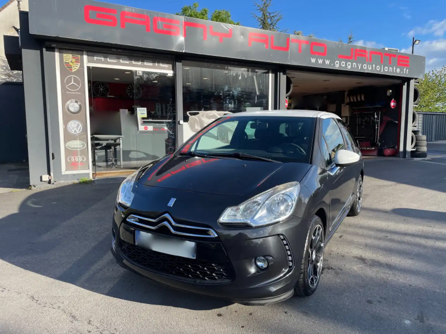 Citroen DS3 1.6 VTI SO CHIC - 1
