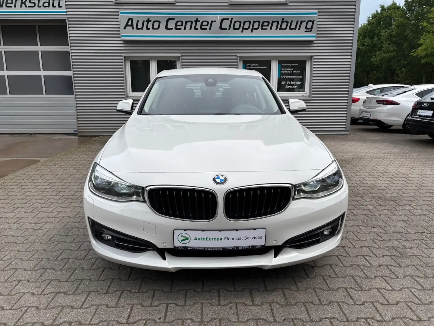 BMW 320 i xDrive GT Steptronic "Sport Line" Weiß - 2