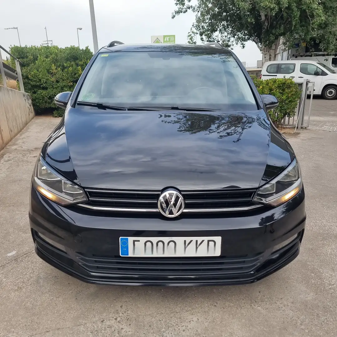 Volkswagen Touran 1.6TDI Business and Navi Edition 85kW - 1