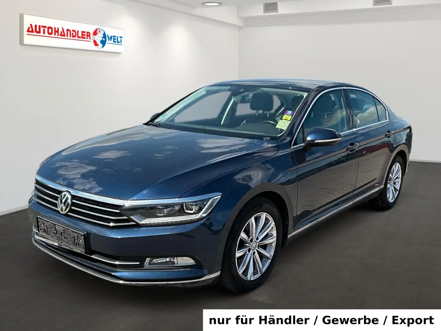 Volkswagen Passat Lim. 1.8 TSI DSG Highline LED AAC SHZ Kék - 1