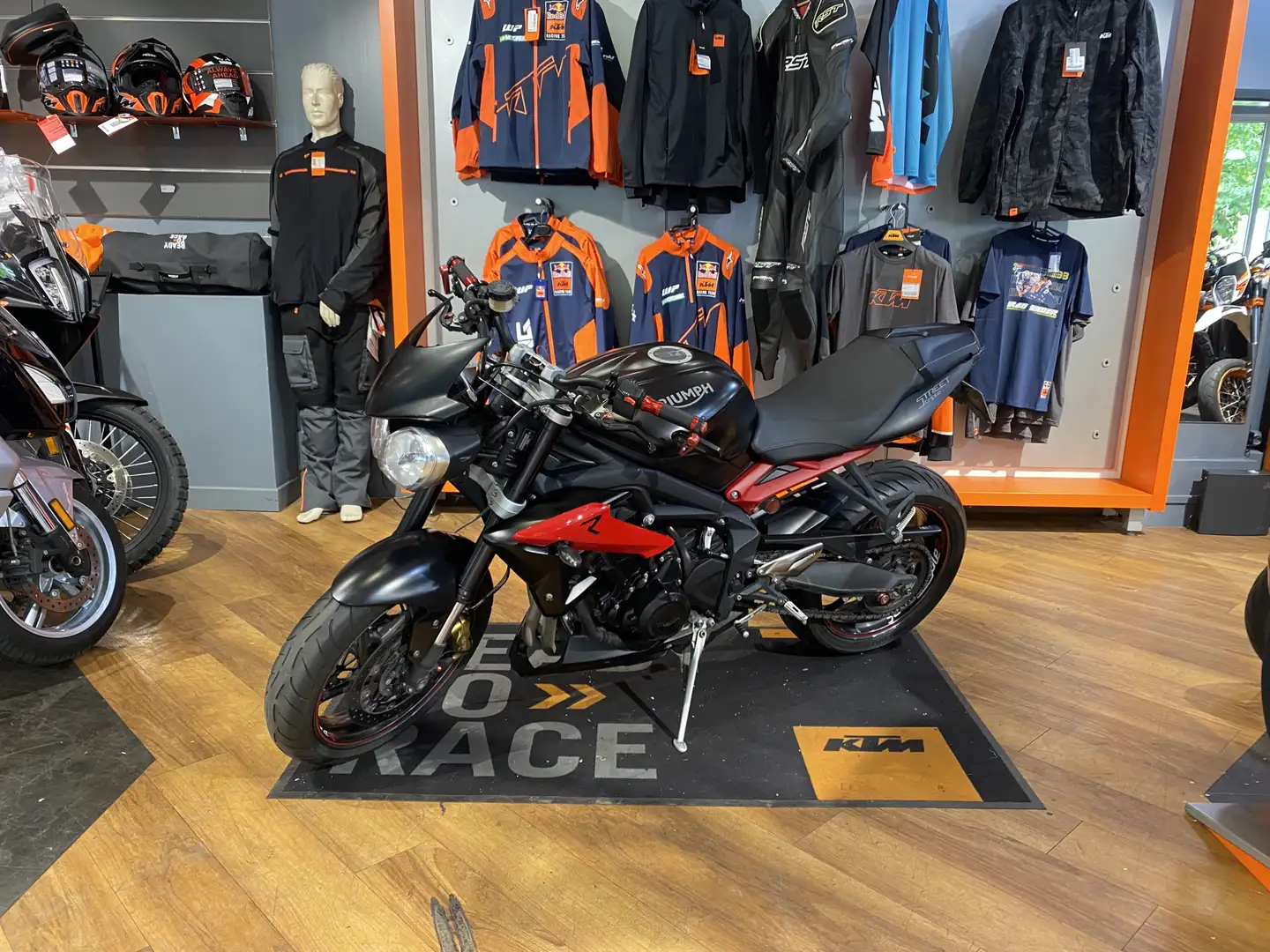 Triumph Street Triple 675 Noir - 2