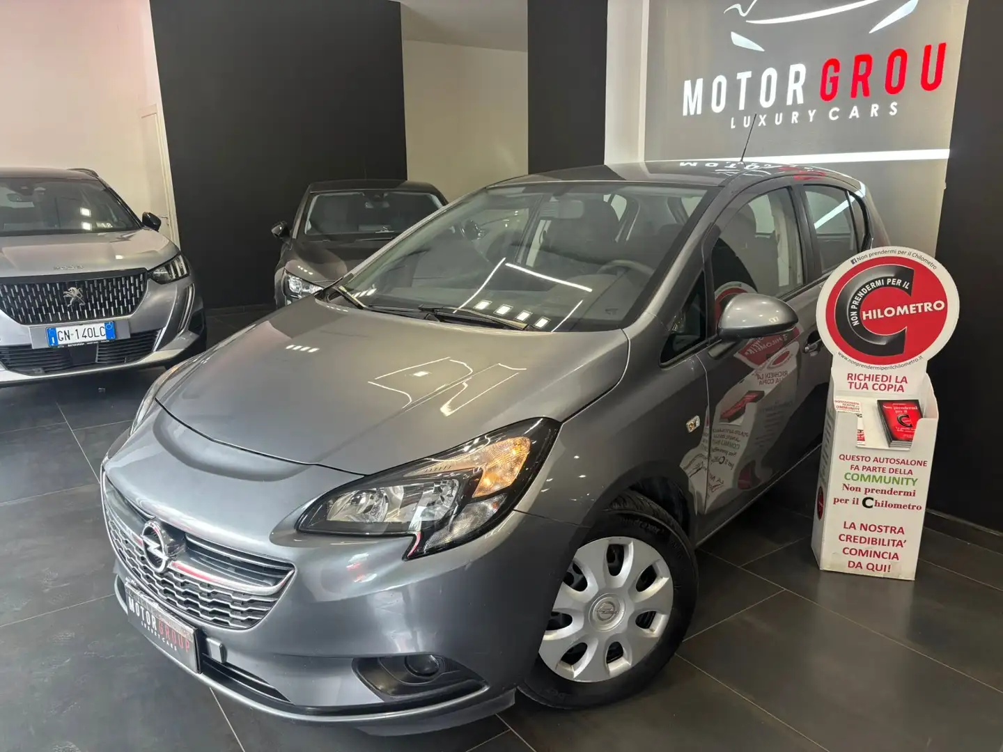Opel Corsa Corsa 1.4 90CV GPL Tech 5 porte Black Edition Gris - 1