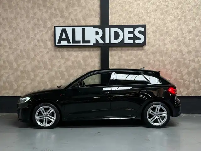 Audi A1 view 5