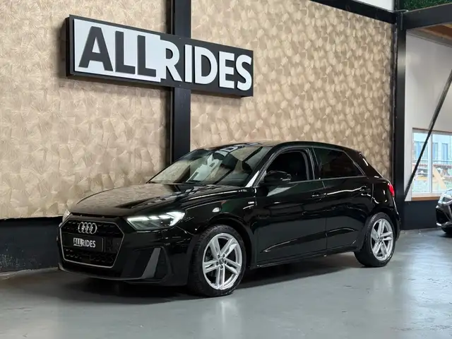 Audi A1 view 4