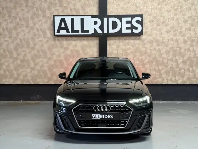 Audi A1 view 6