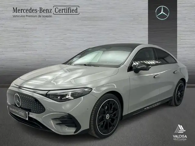 Mercedes-Benz CLA 250 250+ con tecnología EQ