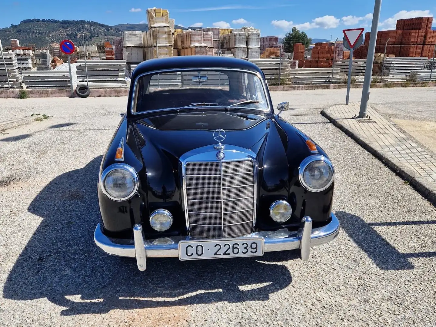 Mercedes-Benz 220 Ponton W180 220S Negro - 2
