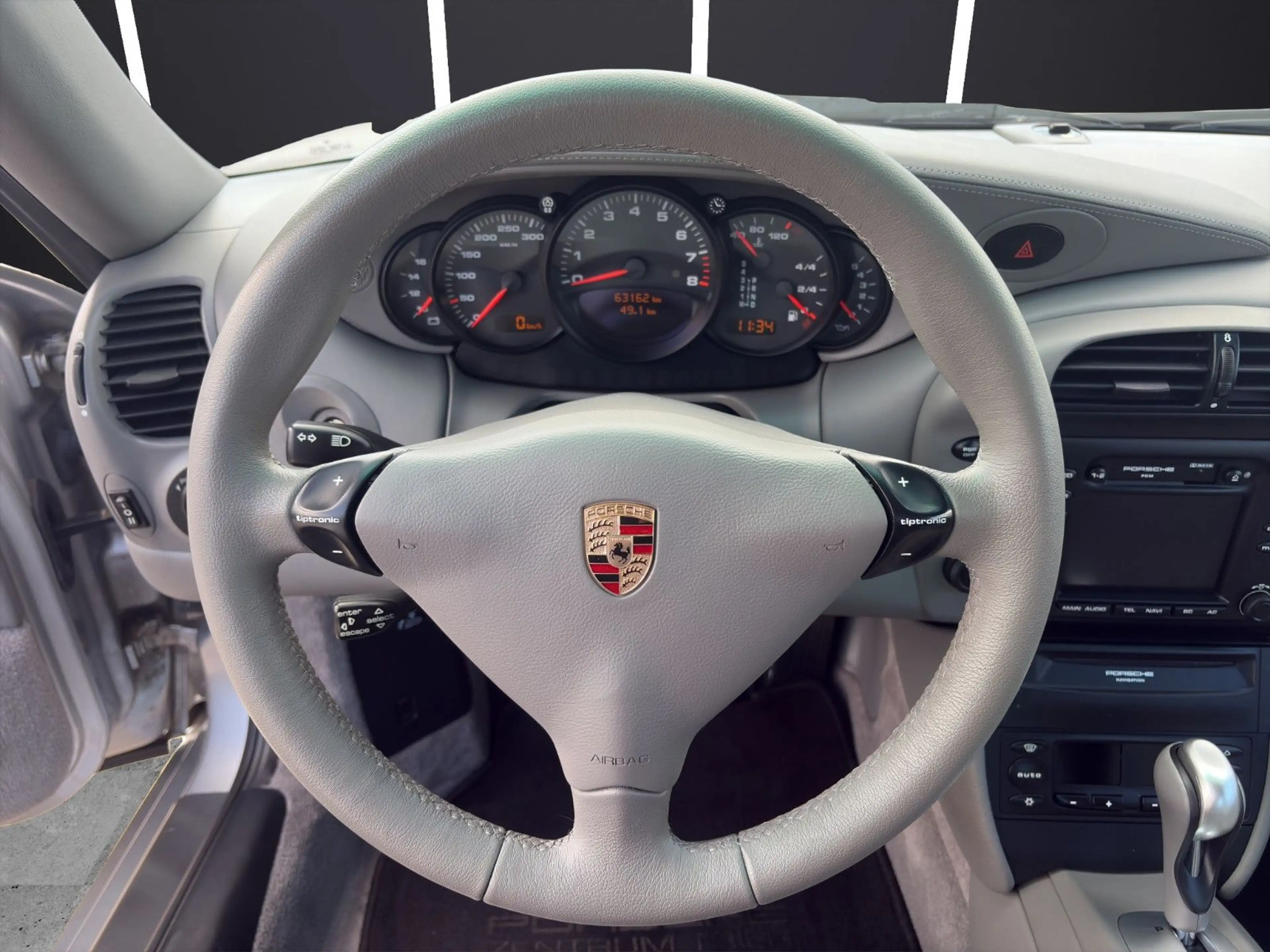 Porsche 996 Carrera 4S Coupé — photo 11