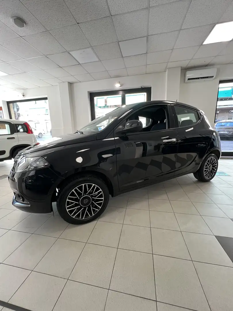 Lancia Ypsilon Ypsilon III 2021 1.0 firefly hybrid Platino s Nero - 2