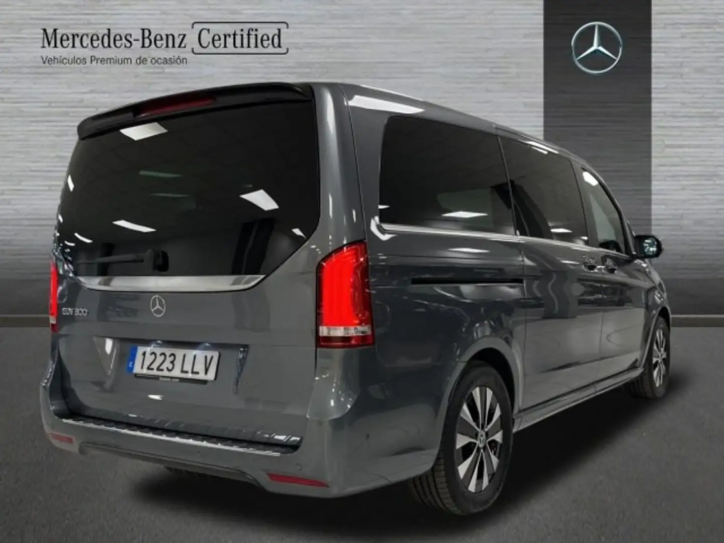 Mercedes-Benz V EQV 300 Larga e100 - 2