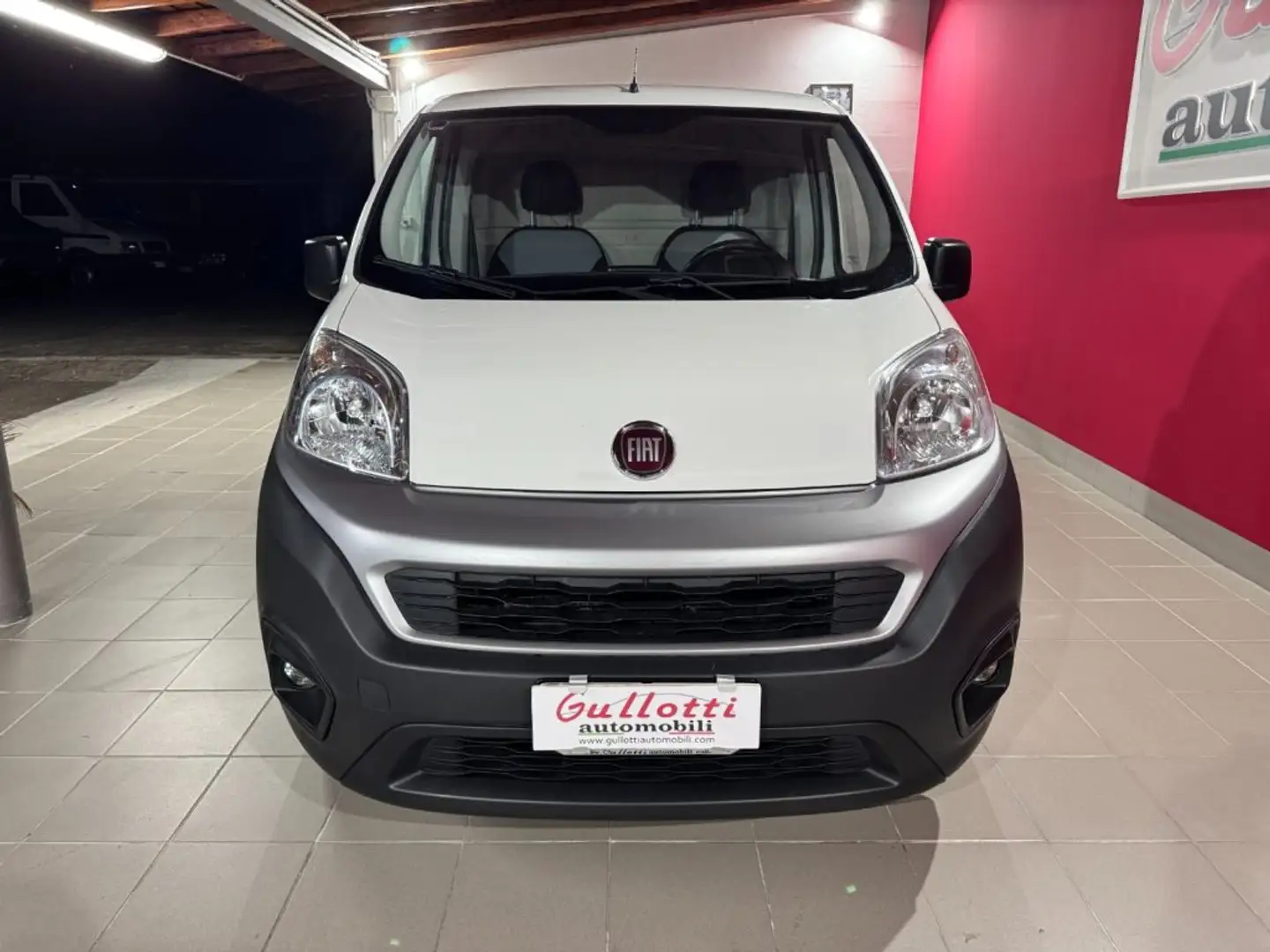 Fiat Fiorino 1.3 MJT 95CV Cargo Blanc - 2
