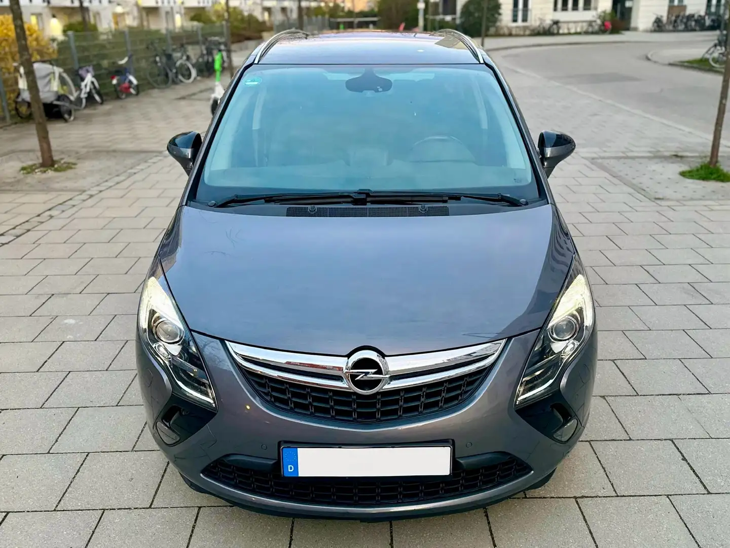 Opel Zafira Innovation*AUTOMATIK*7-SITZER*Behindertengerecht* Šedá - 2