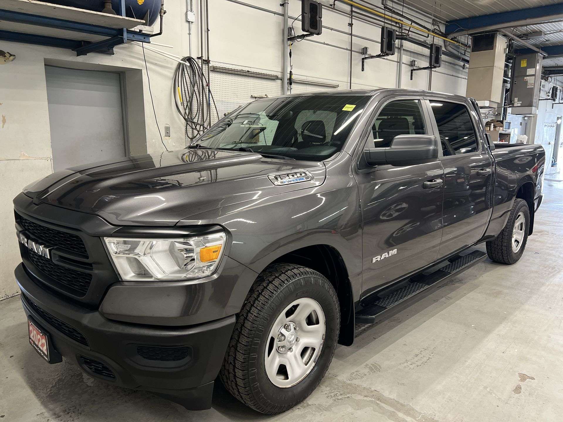  2022 RAM 1500 Tradesman Crew Cab 4WD   