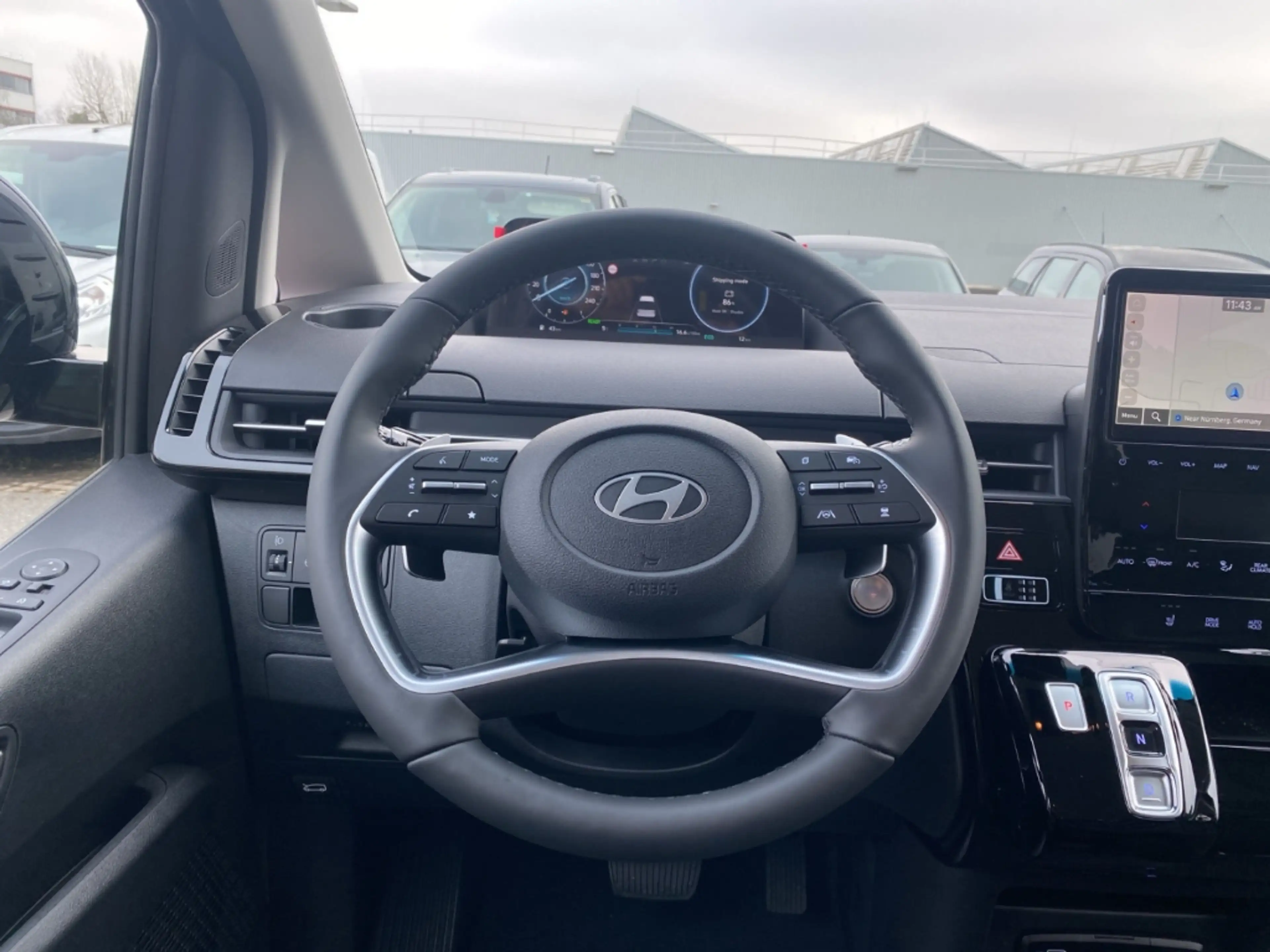 Hyundai STARIA Trend Hybrid 2WD 9-Sitzer El. Heckklappe — photo 12