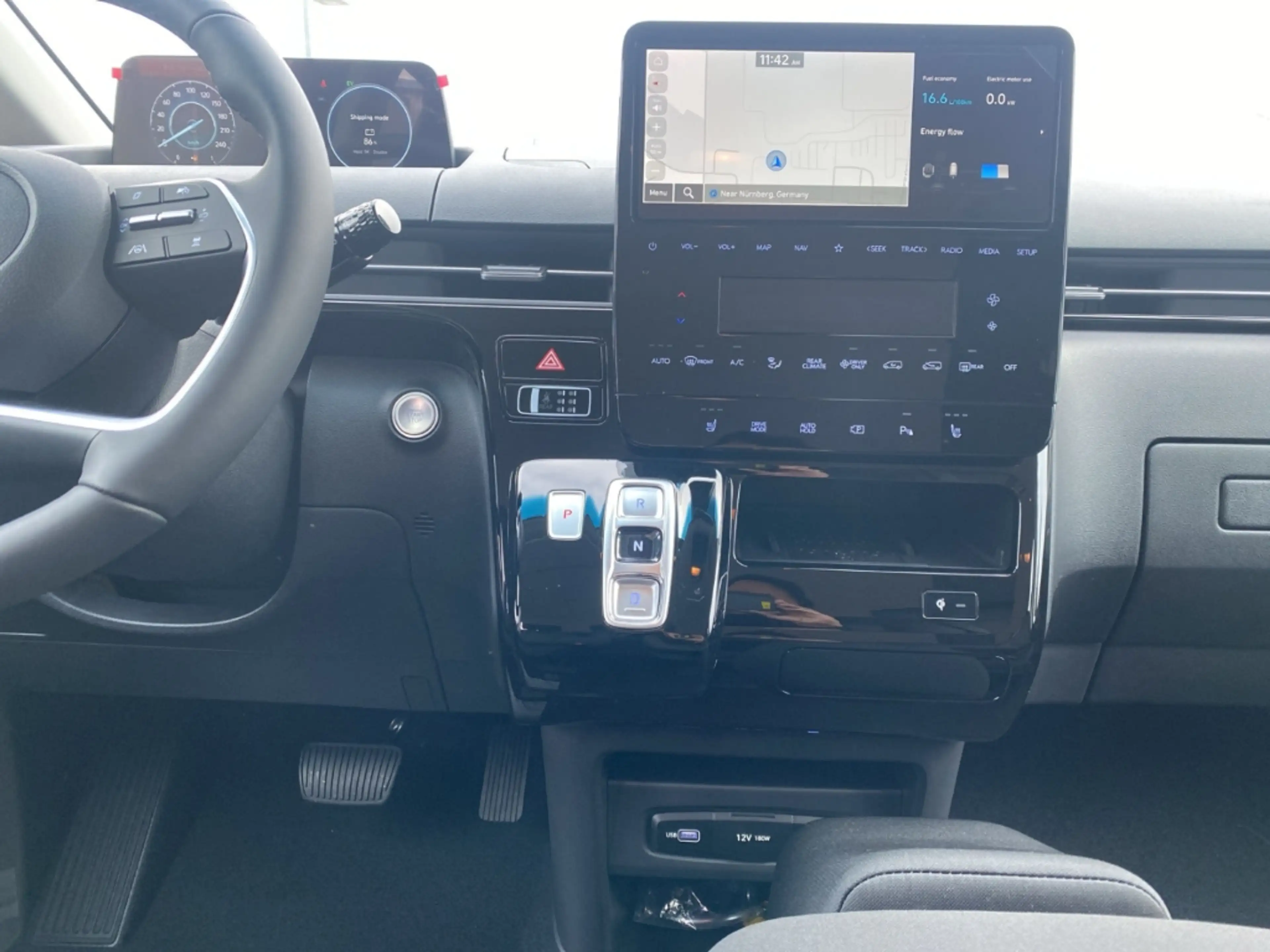 Hyundai STARIA Trend Hybrid 2WD 9-Sitzer El. Heckklappe — photo 11