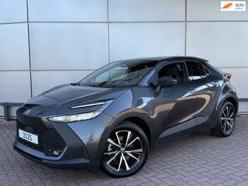 2.0 Plug-in Hybrid 220 Dynamic | Camera | Stoel &