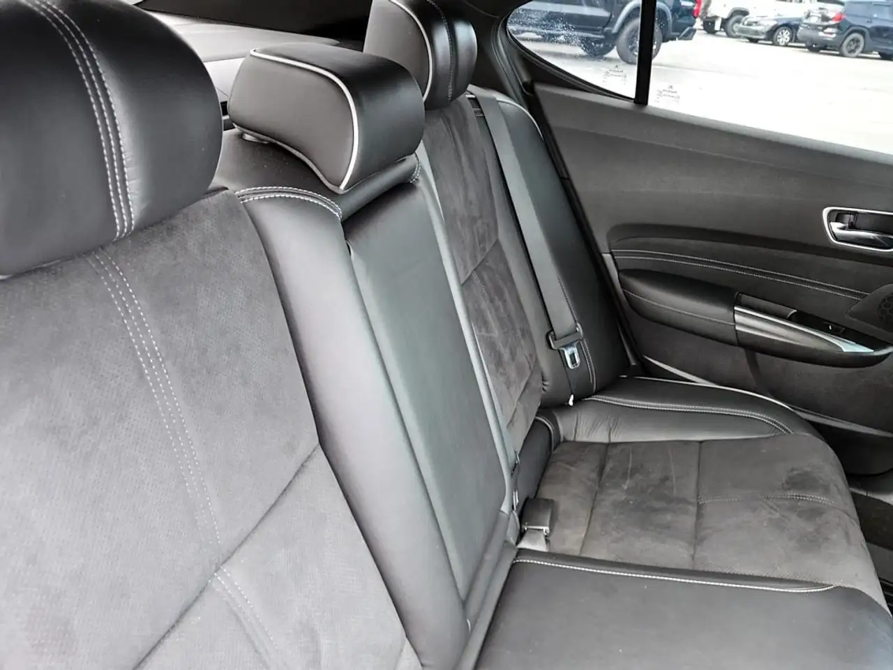 Acura TLX снимка Acura TLX