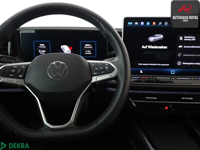 Volkswagen Passat view 15