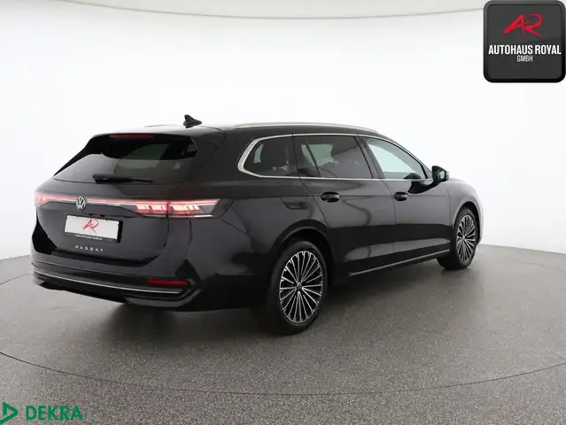Volkswagen Passat view 5