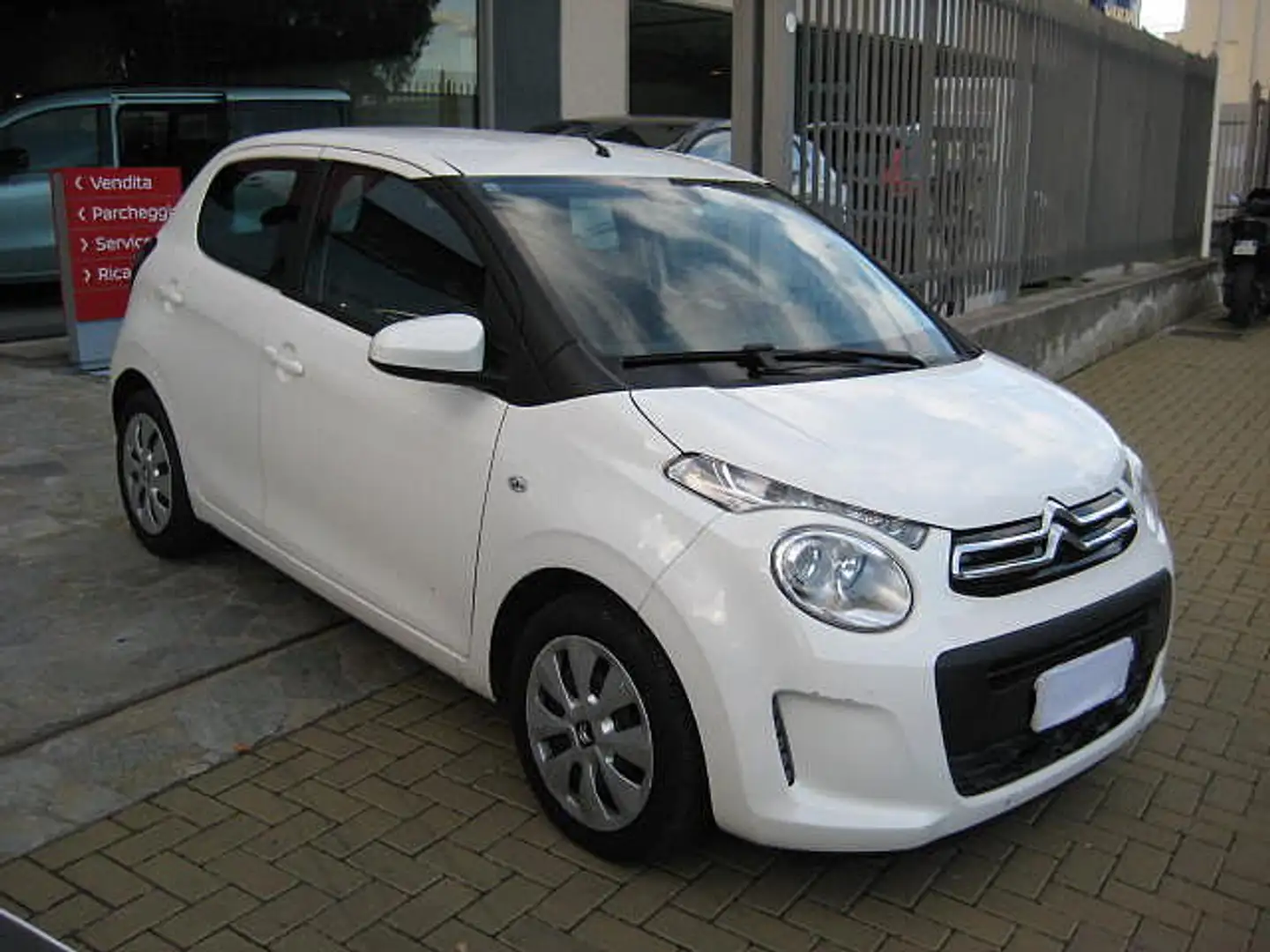 Citroen C1 2ª serie VTi 72 S&S 5 porte Feel Blanco - 2