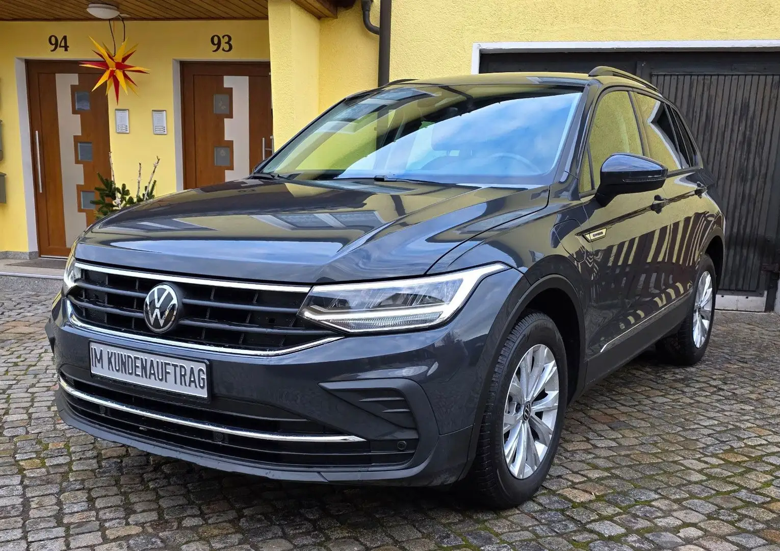 Volkswagen Tiguan "Life"_E-Hybrid_Alu_Allwetter_Kamera... Grau - 1