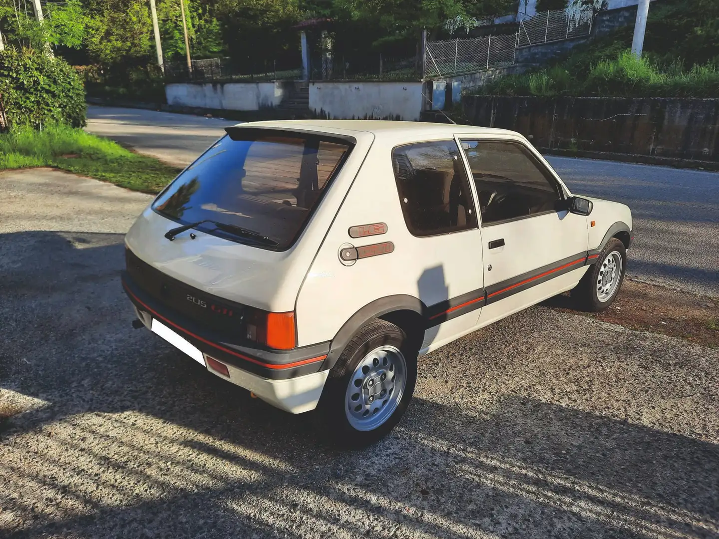 Peugeot 205 205 3p 1.6 Gti 115cv 5m Beyaz - 2
