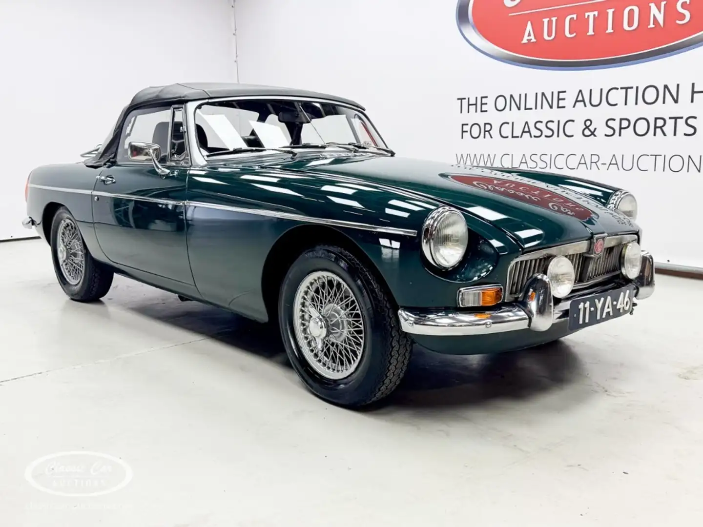 MG MGB Roadster  - ONLINE AUCTION Grün - 2