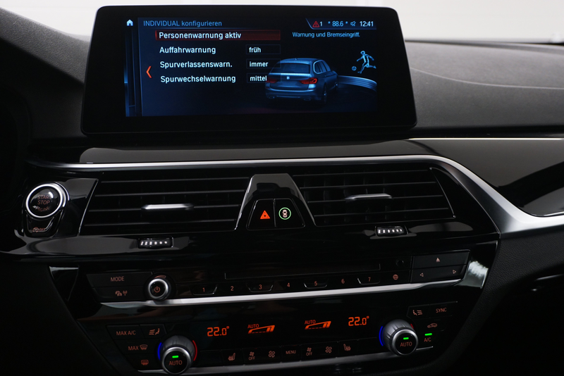 BMW 520 d Sport Line// Kurvenlicht// Fernlichtassistent // — photo 8