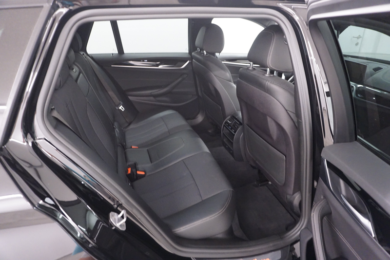 BMW 520 d Sport Line// Kurvenlicht// Fernlichtassistent // — photo 20
