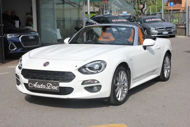 Fiat 124 Spider 1.4 MultiAir AT6 Lusso