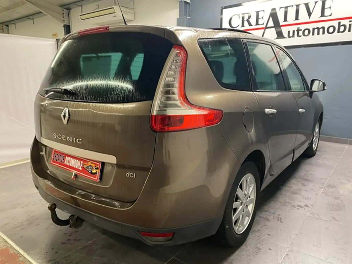 Renault Grand Scenic 1.9 dCi 130 CV Bose 7 pl - 2