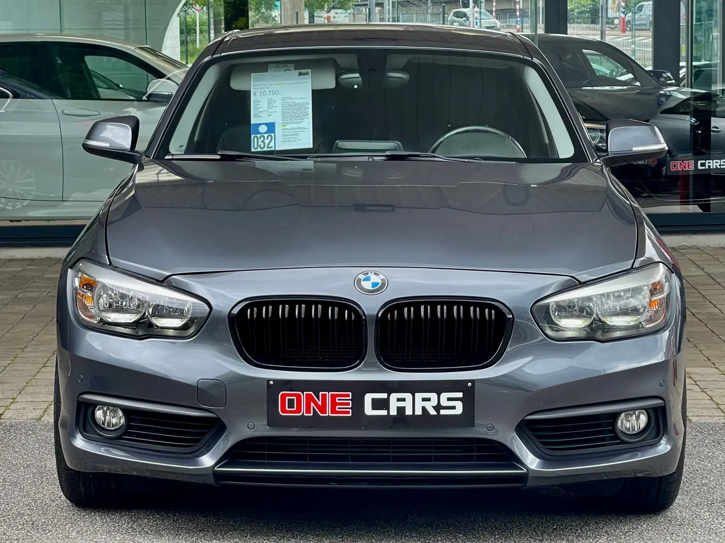 BMW 118 d 136cv (EURO6) GPS-CUIR SPORT-CLIM-JA16P-GAR 1AN Gris - 2
