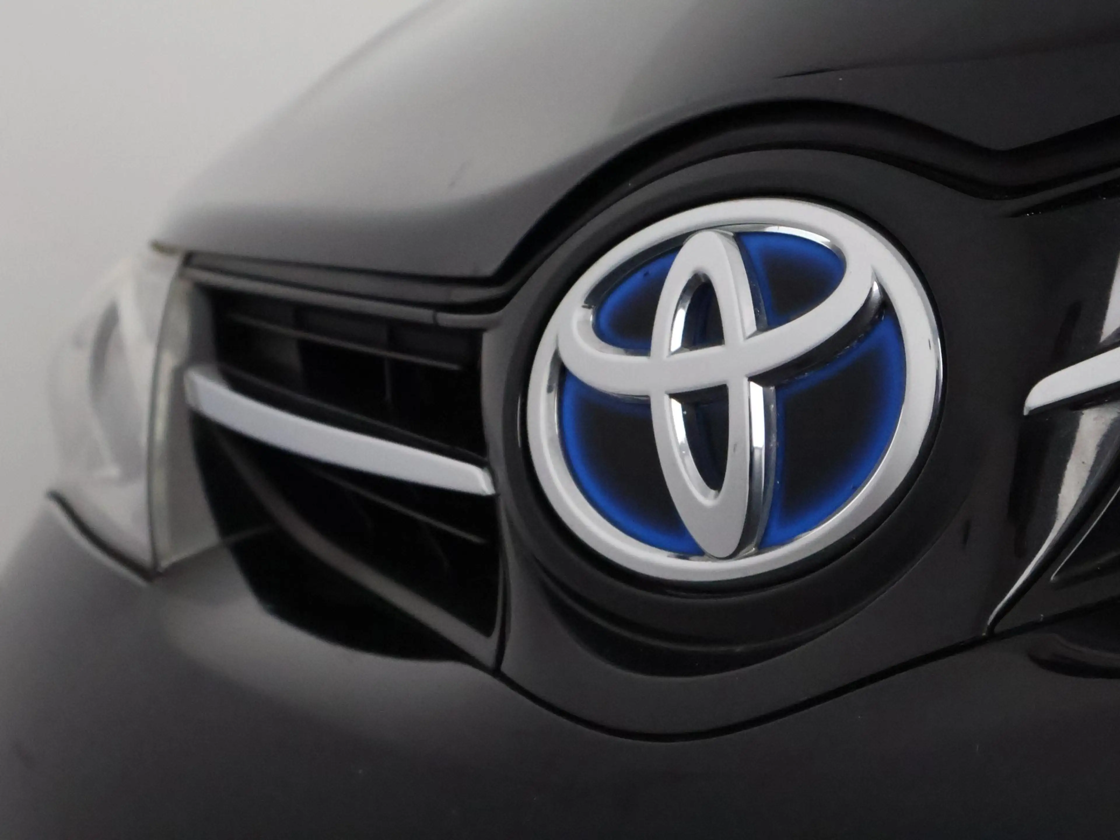 Toyota Auris Touring Sports 1.8 Hybrid Lease | Leder | Stoelver — photo 30