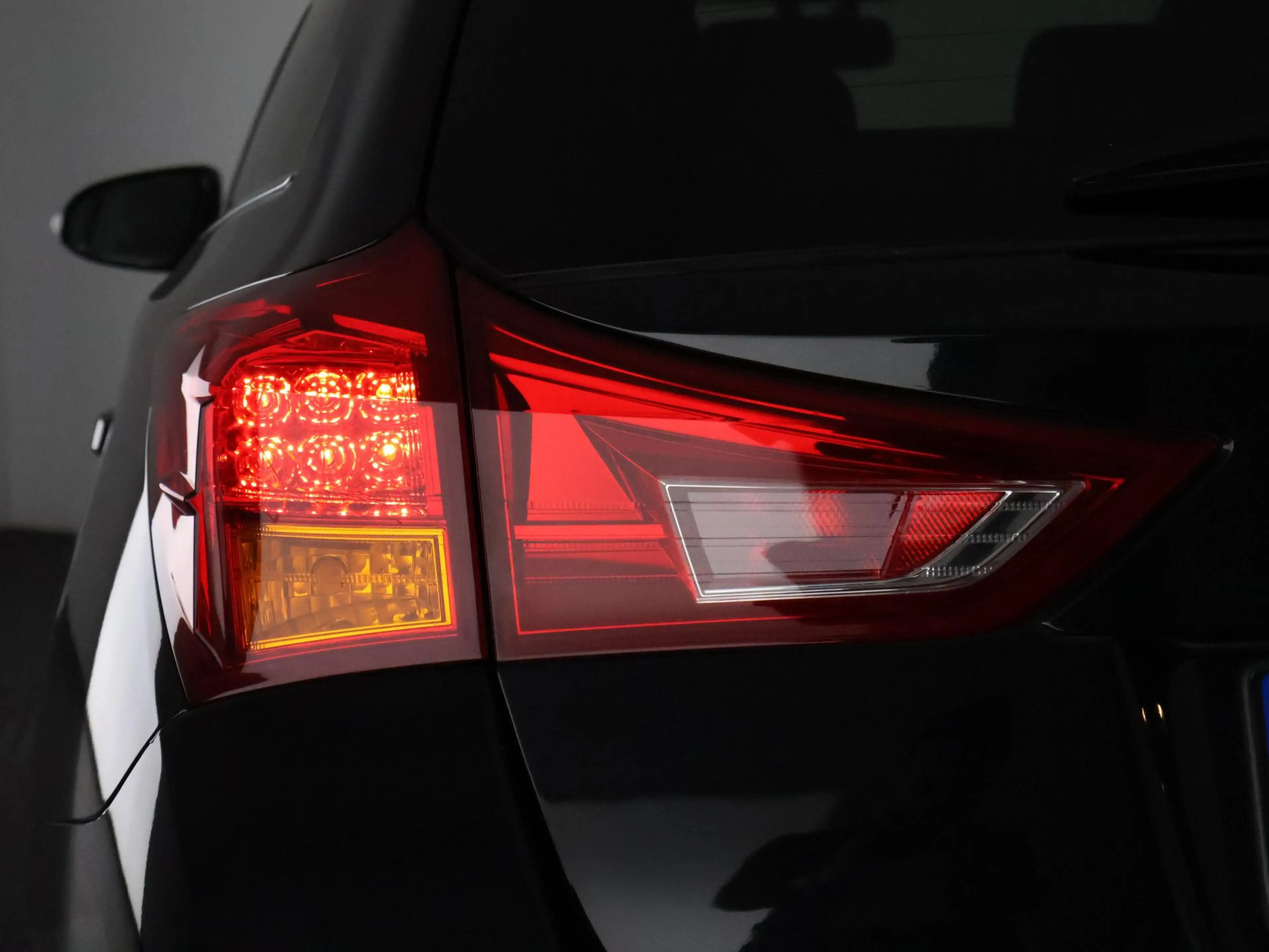Toyota Auris Touring Sports 1.8 Hybrid Lease | Leder | Stoelver — photo 29