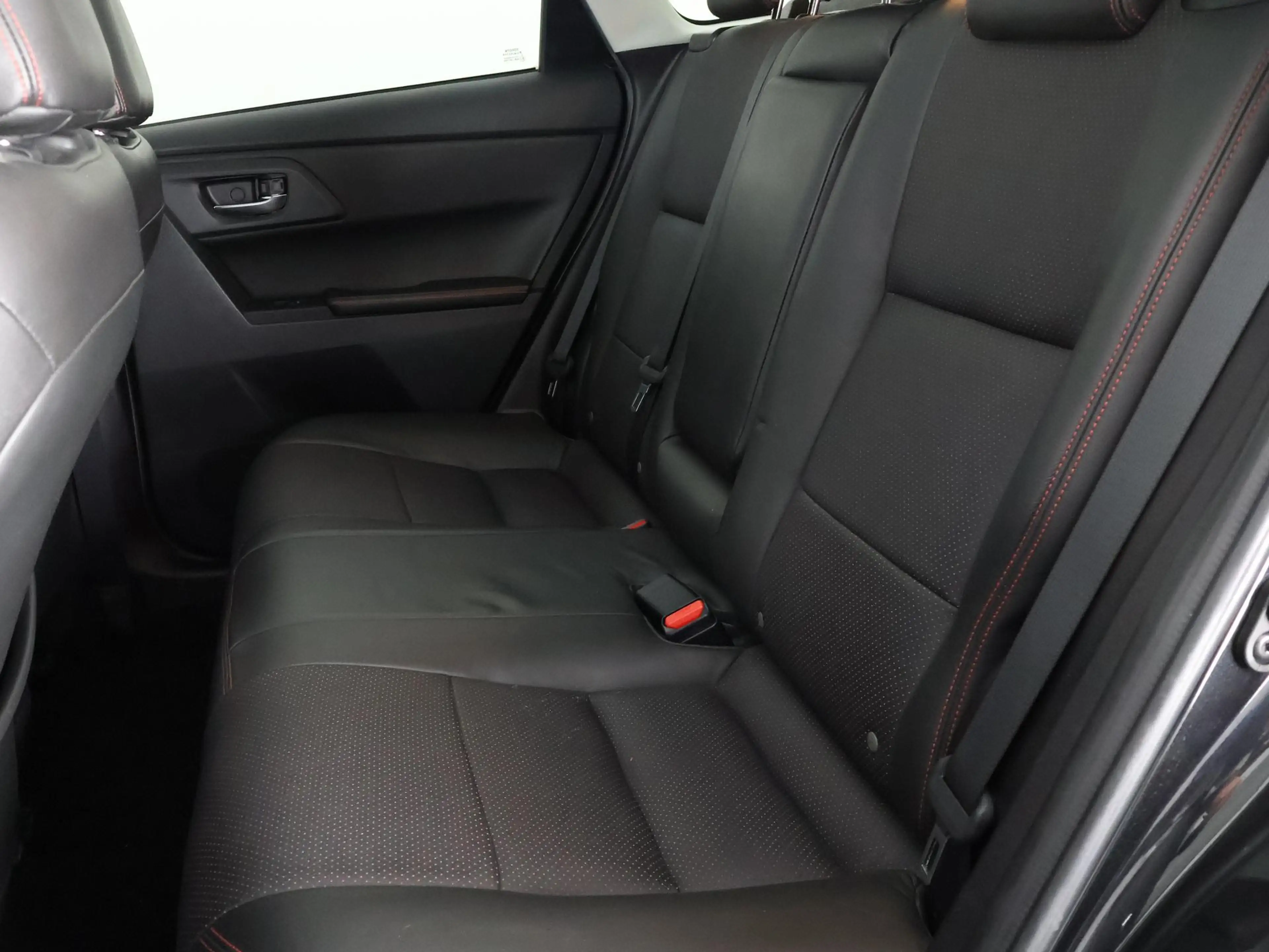 Toyota Auris Touring Sports 1.8 Hybrid Lease | Leder | Stoelver — photo 21