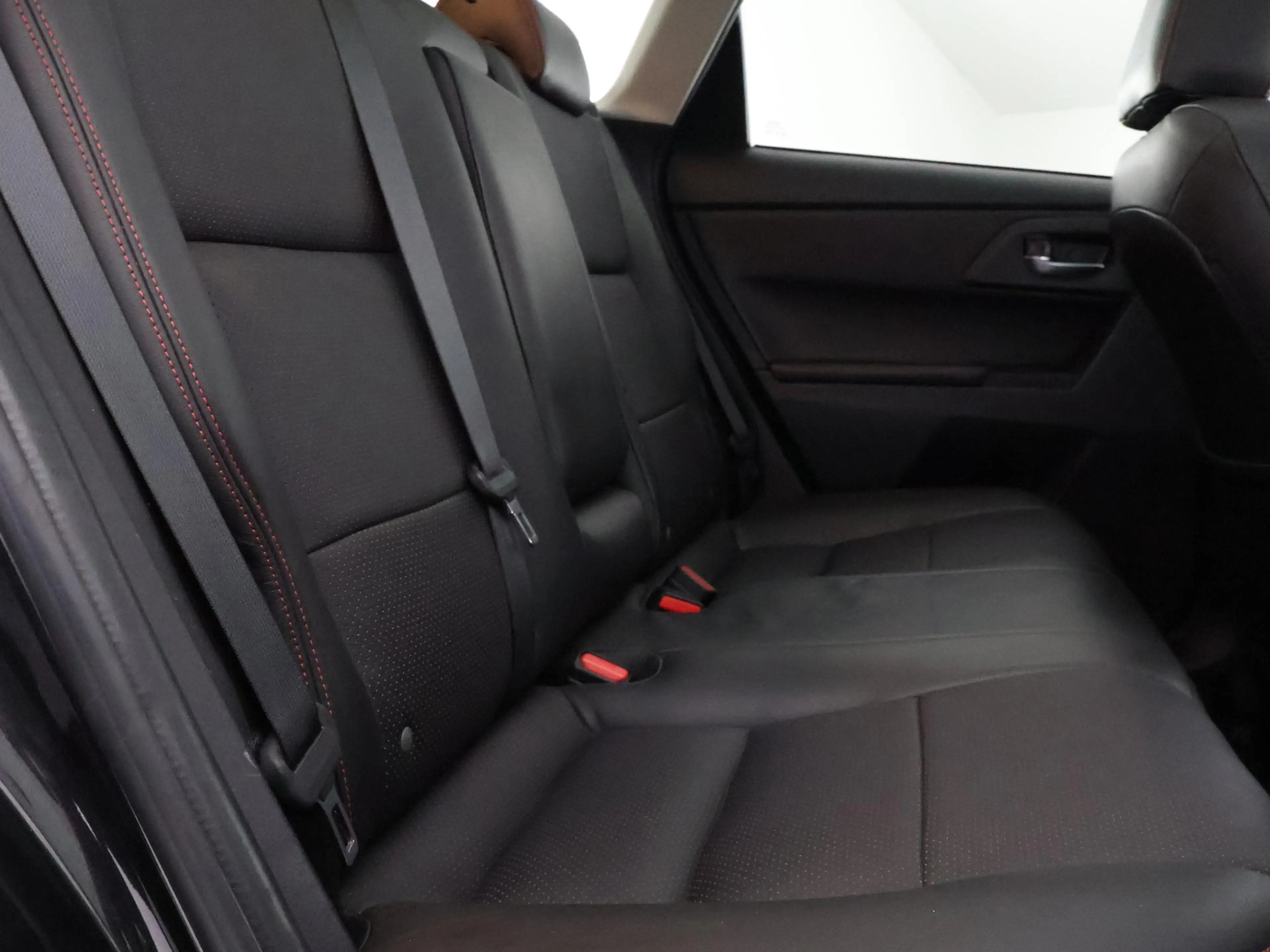 Toyota Auris Touring Sports 1.8 Hybrid Lease | Leder | Stoelver — photo 22