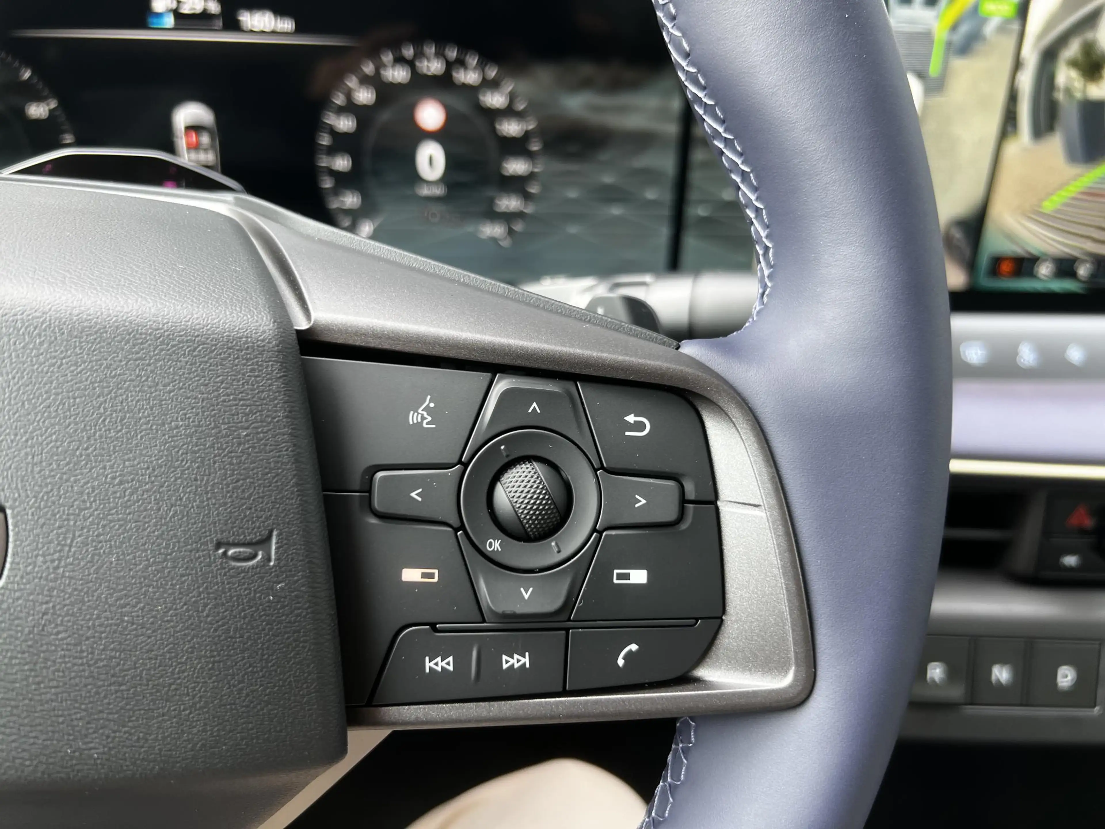Nissan Leaf Evolve 75 kWh | Heads up display | Panoramadak | — photo 24