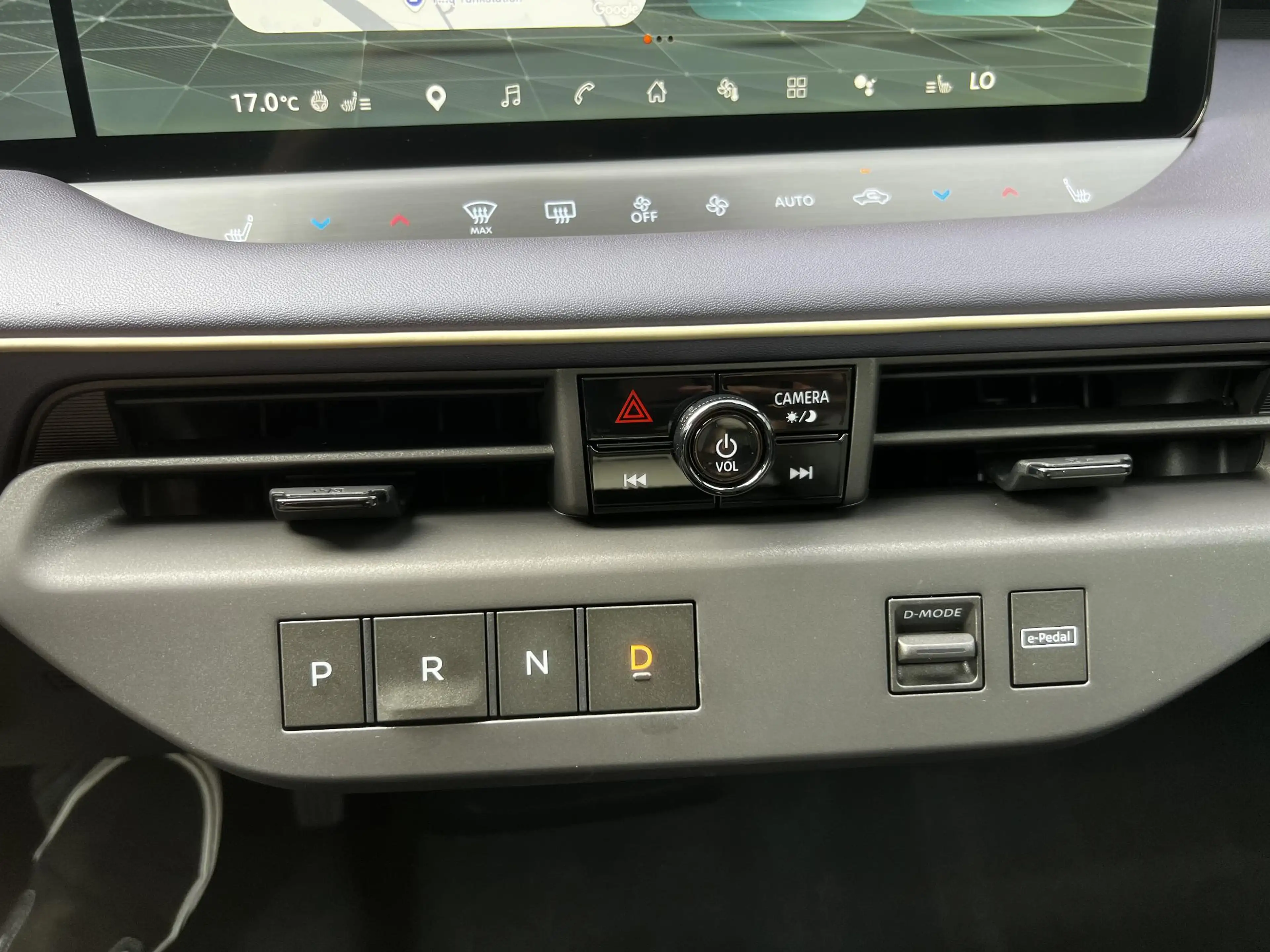 Nissan Leaf Evolve 75 kWh | Heads up display | Panoramadak | — photo 13
