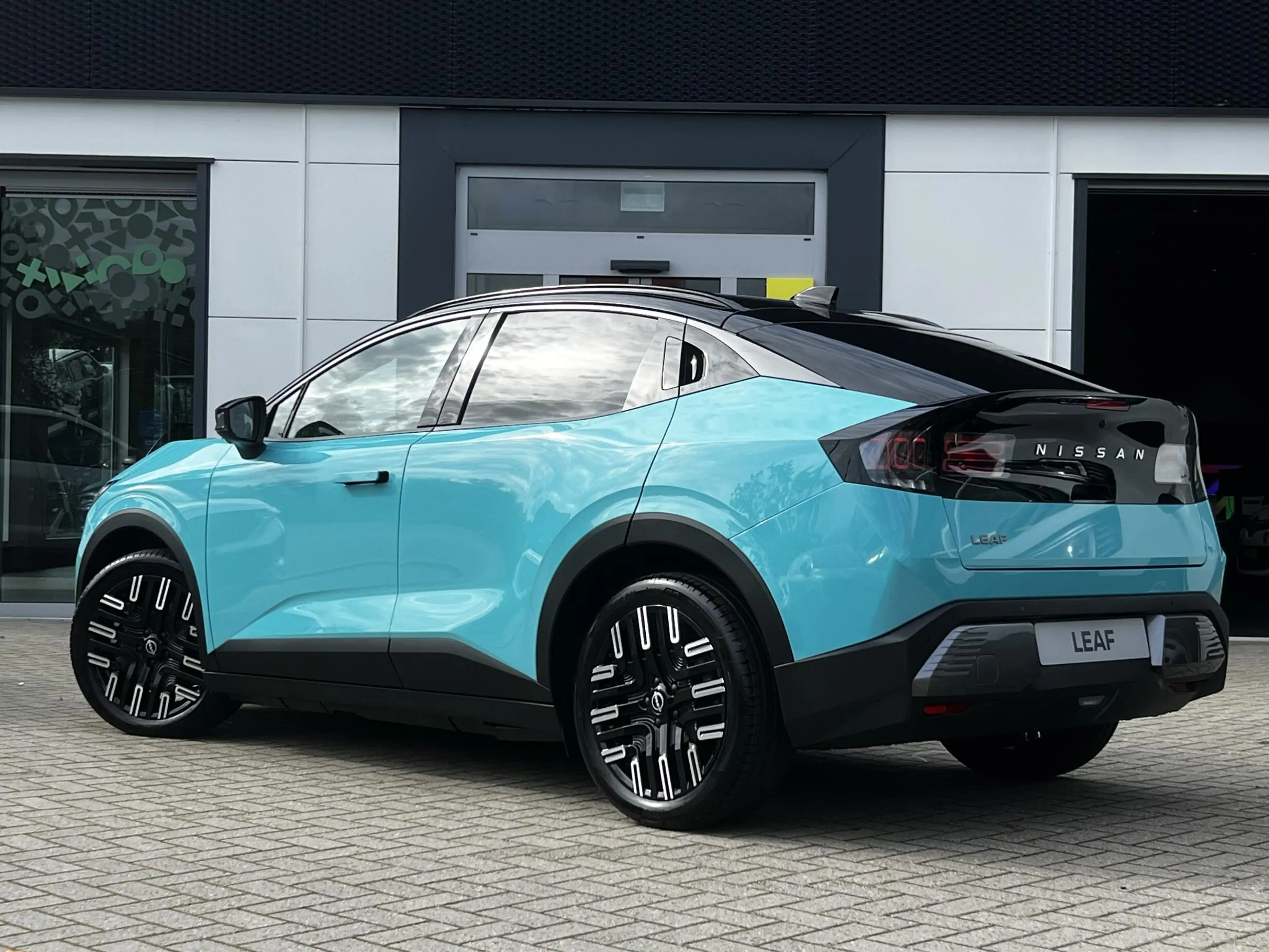 Nissan Leaf Evolve 75 kWh | Heads up display | Panoramadak | — photo 6